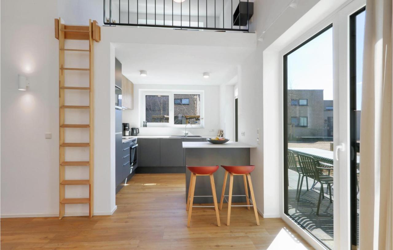 Awesome Home In Lembruch-Duemmer See With Kitchen Εξωτερικό φωτογραφία