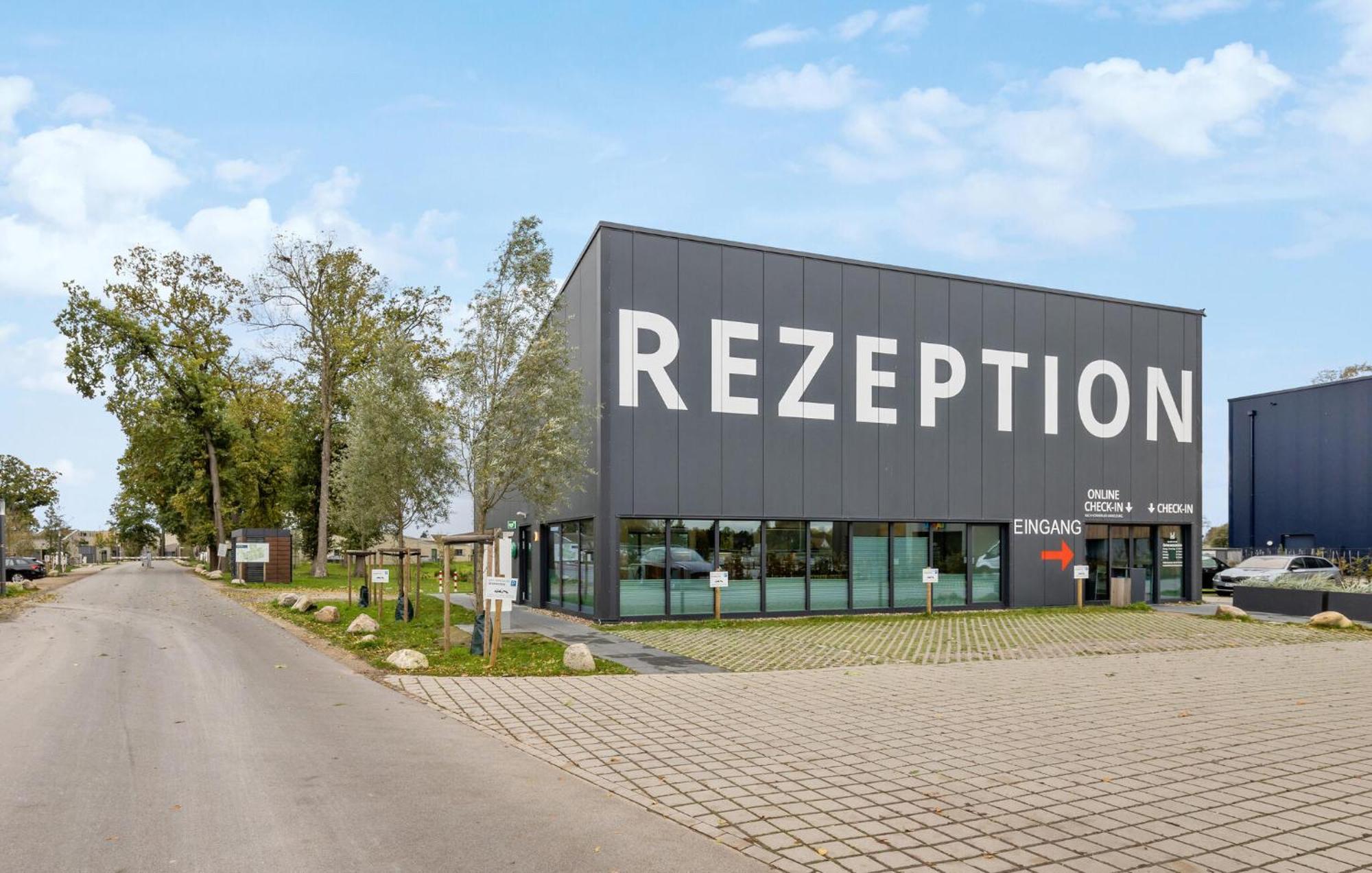 Awesome Home In Lembruch-Duemmer See With Kitchen Εξωτερικό φωτογραφία