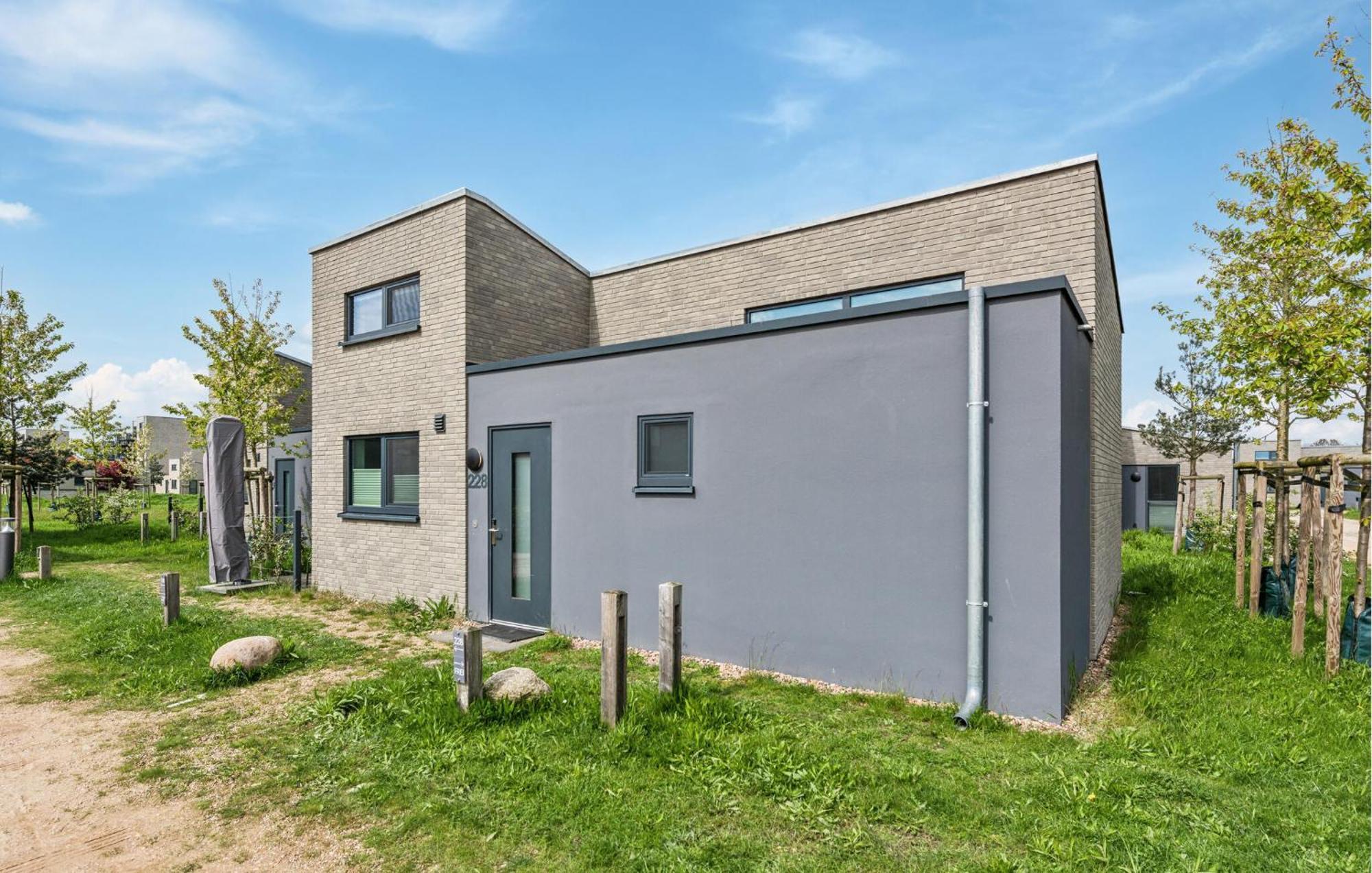 Awesome Home In Lembruch-Duemmer See With Kitchen Εξωτερικό φωτογραφία
